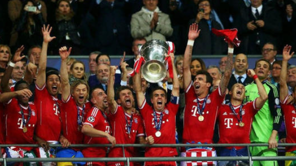  欧洲豪门巅峰对决，冠军归属悬念迭起