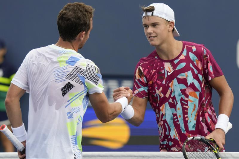  蒂姆美网五盘鏖战险胜晋级八强