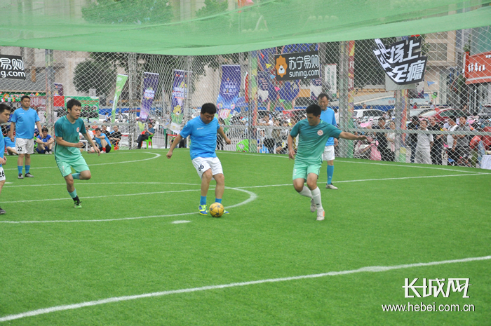  世界杯预选赛激战正酣多支球队争夺出线权