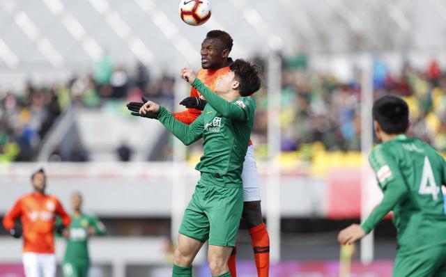  足球城德比万人空巷，城市荣耀在此一战