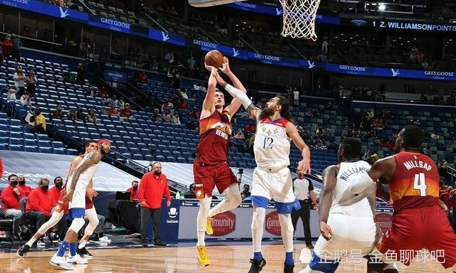  约基奇统治内线掘金豪取五连胜